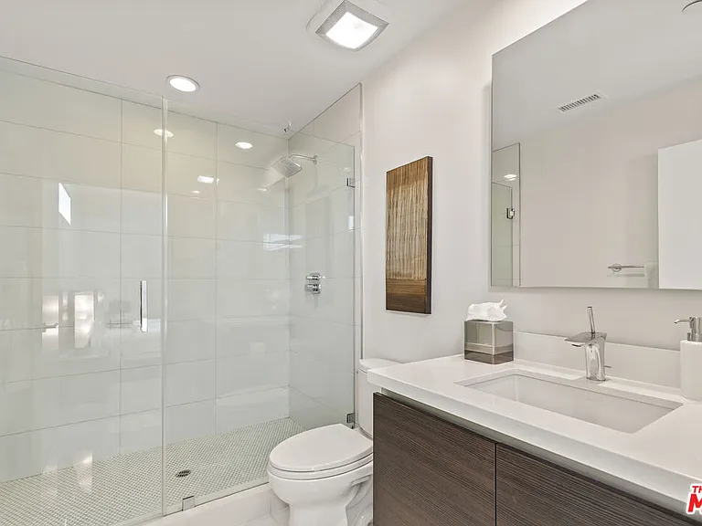 1052 Audrey Dr — Photo 16