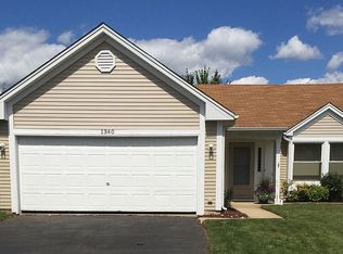 1340 Walden Dr, Elgin, IL 60120