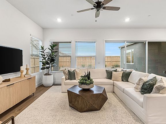 7th image of this home