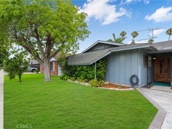 3120 Pierce Ave, Costa Mesa, CA 92626