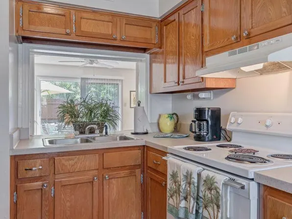 Carlton Arms of St. Petersburg, 6699 31st Way S #61fb01a5e, Saint Petersburg, FL 33712