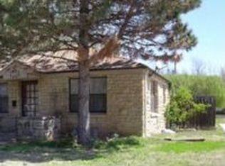1320 Cherry St, Winfield, KS 67156