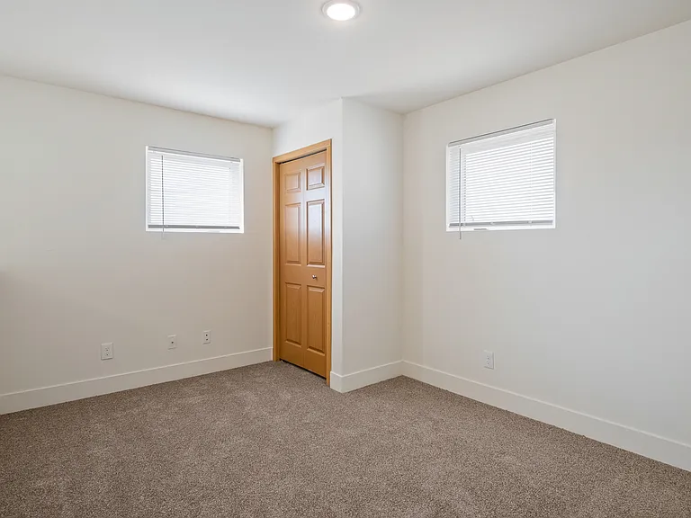 Coopers Landing Apartments — Photo 59