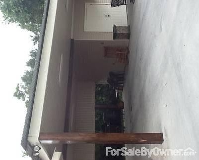 3rd image of 328 W Main St