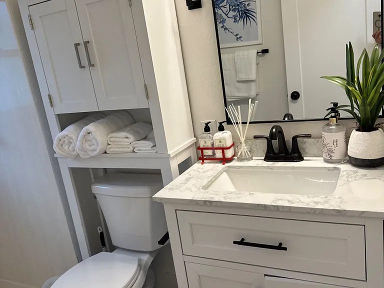 159 Hollywood Ave — Photo 15