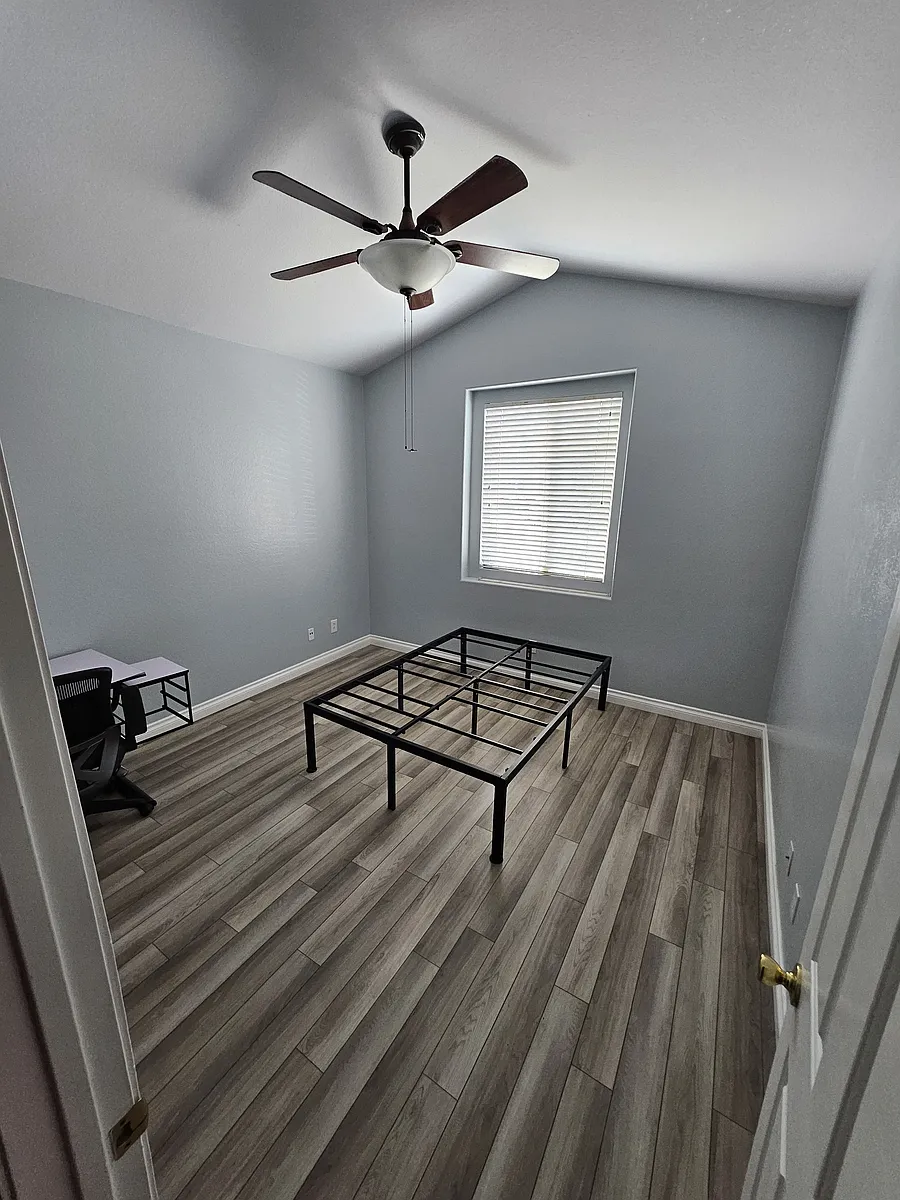 Downstairs bedroom - 1a - 14024 Tiger Lily Ct