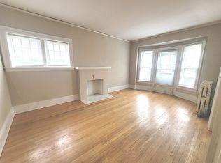 2549 N Lake Dr #2, Milwaukee, WI 53211