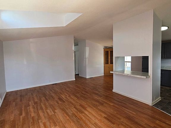 3rd image of 10701 Cedar Ave Space 117