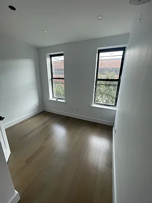 Rented by Michal Kuras, LREB | media 5