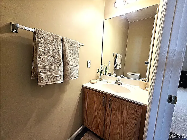 713 Waler Dr — Photo 12