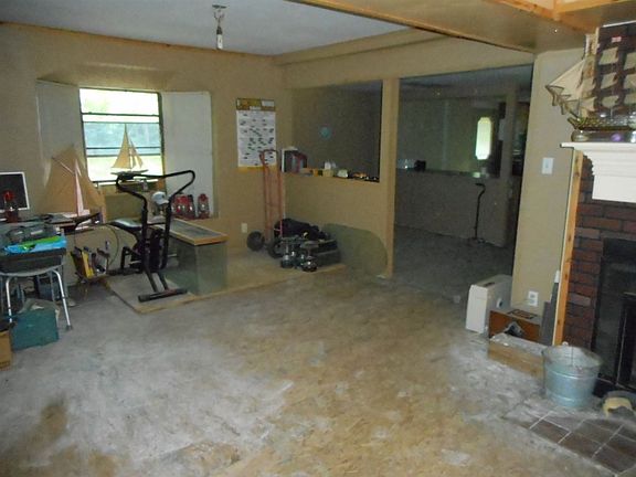 5th image of 1501 Vesta Ave