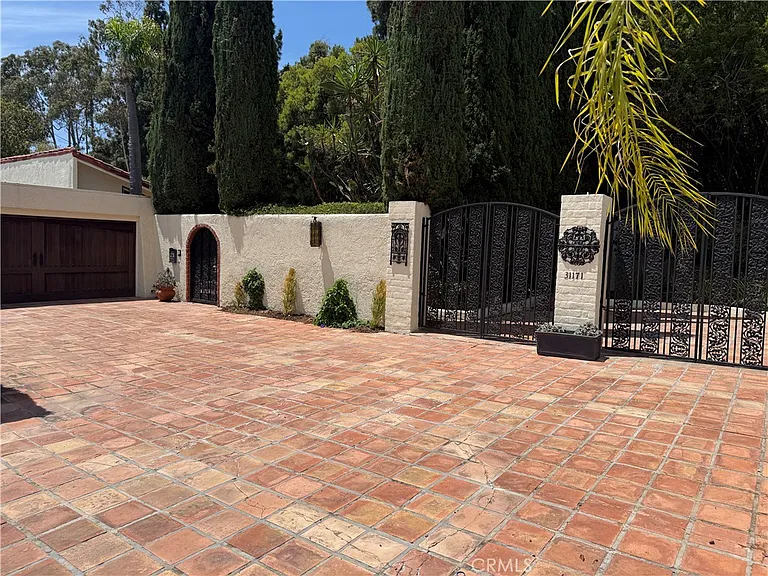 31171 Paseo Acacia — Photo 2