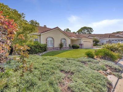 525 Bobbys Ln, Hollister, CA, 95023