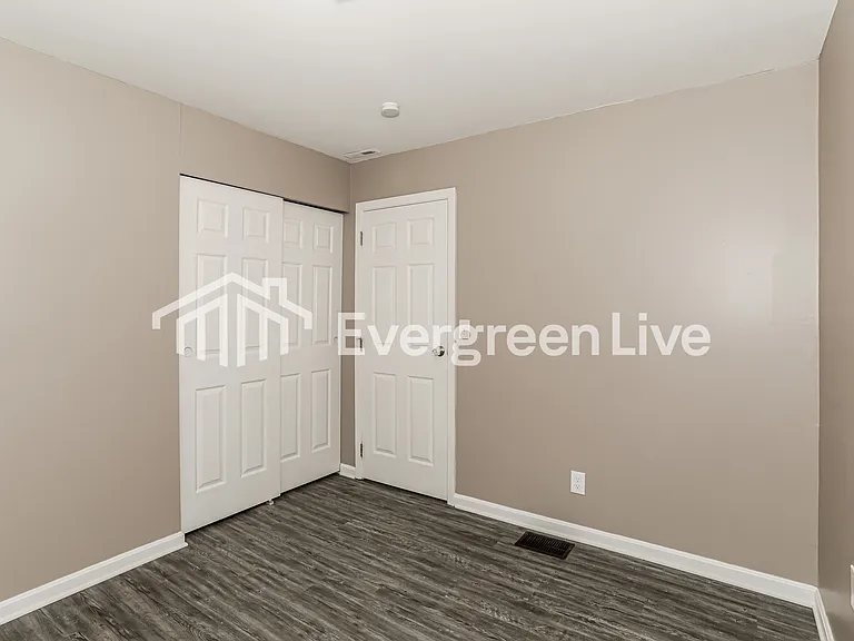 8436 Flamingo Ln — Photo 9
