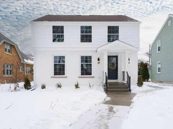 4828 North Newhall STREET, Whitefish Bay, WI 53217