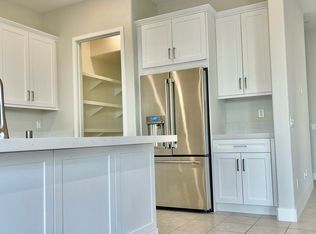 463 Chorus, Irvine, CA 92618