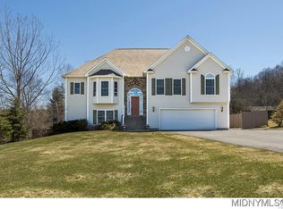 1329 Graffenburg Rd, New Hartford, NY 13413