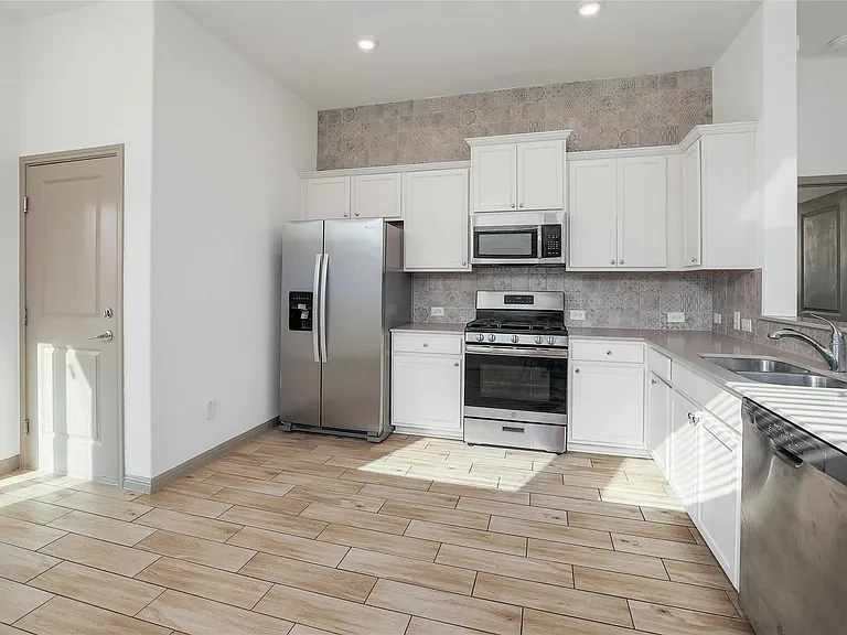 2800 Joe Dimaggio Blvd #55 — Photo 11