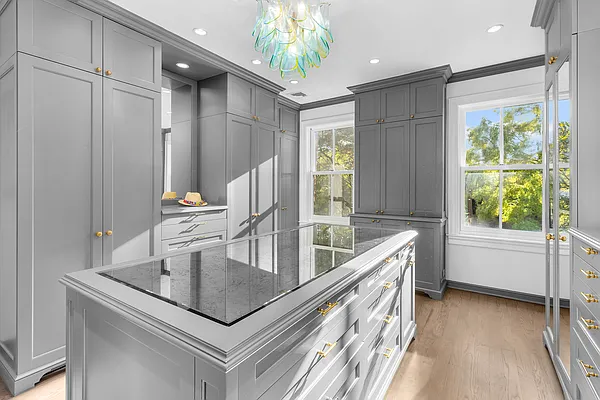 Sold by Corcoran | media 11