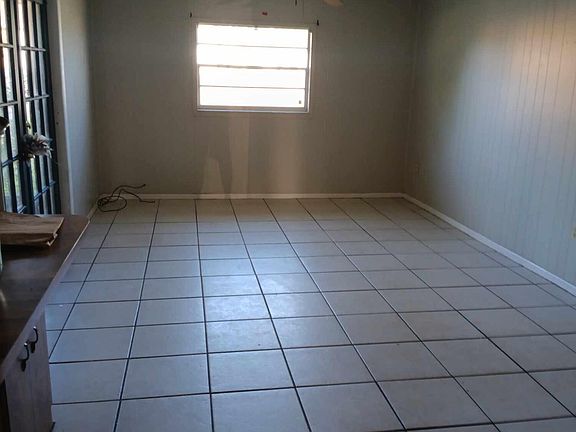 4th image of 399 Trident Ave SE