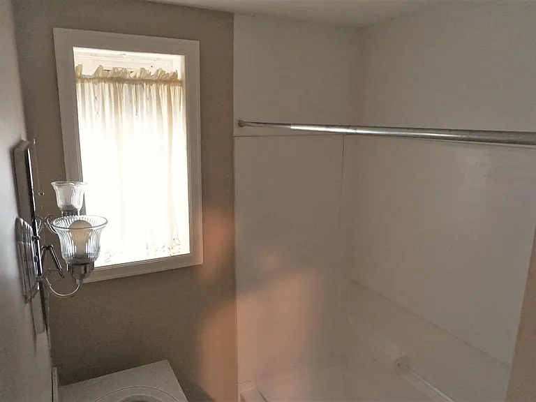 1509 Fairchild Ave — Photo 19