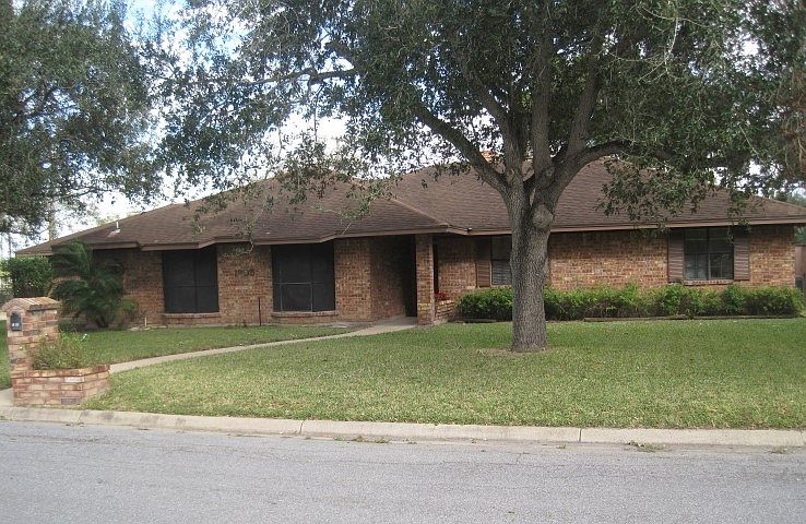 1st image of 1905 Live Oak Drive