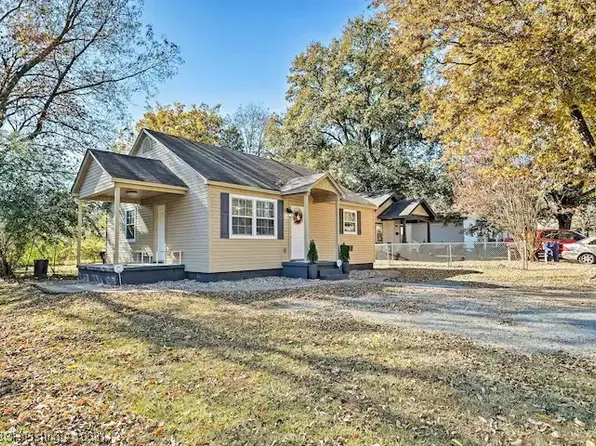 2900 N J St, Fort Smith, AR 72901