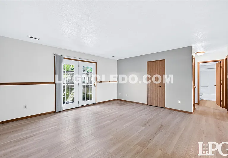 801 Hilltop Ln #101 — Photo 11