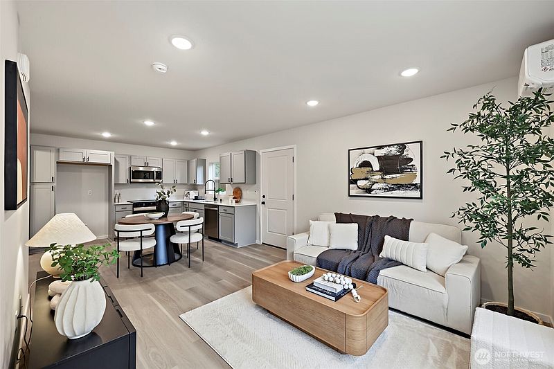 2nd image of 14059 1st Avenue NW