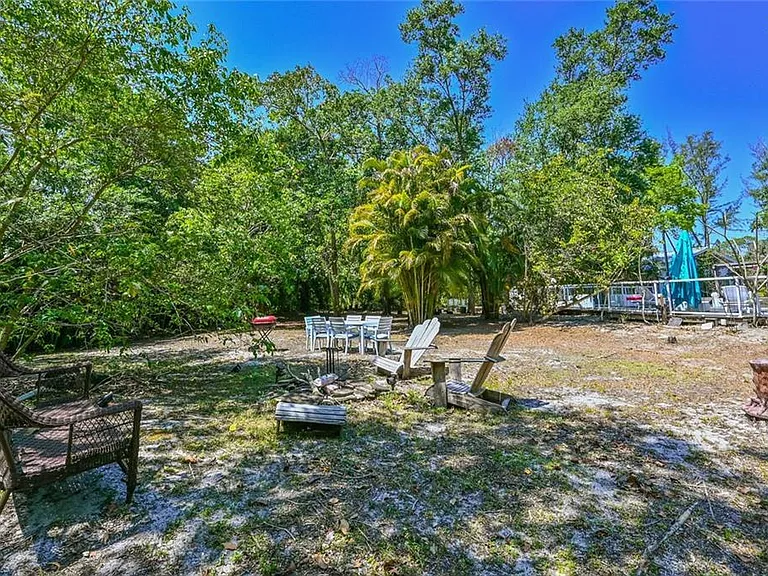 5940 English Oaks Ln — Photo 44