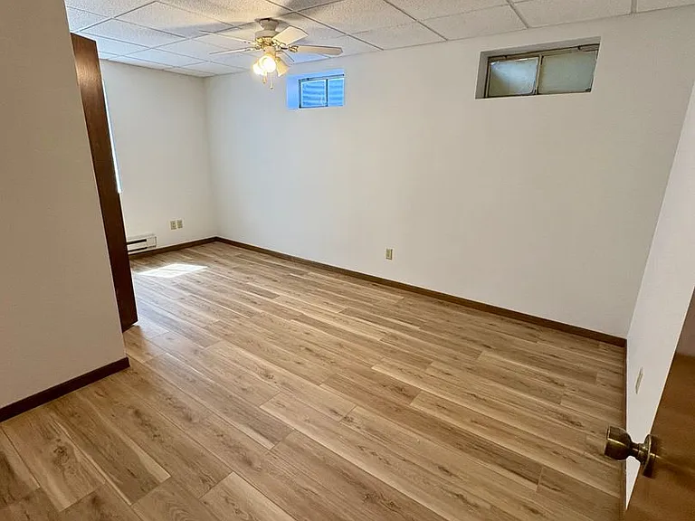 340 Olympic Dr — Photo 8