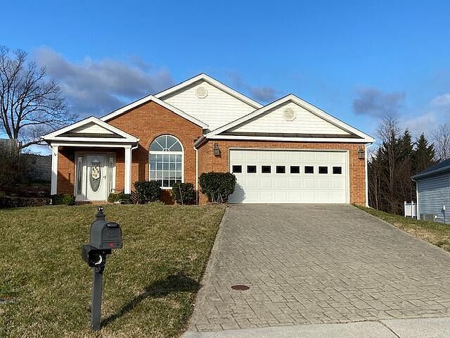 1st image of 4926 Renee Ln