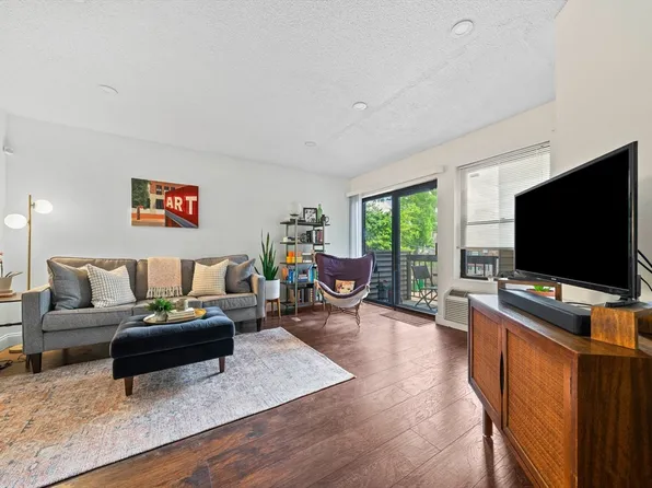 59-69 Msgr Patrick J Lydon Way #204, Dorchester Center, MA 02124