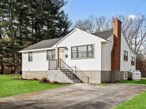 12 Samoset Rd, Peabody, MA 01960