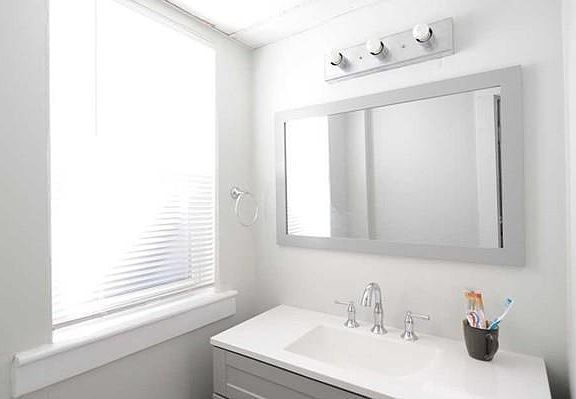 5th image of 166 W Elm Ave #1
