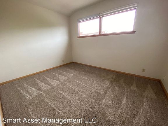 3rd image of 3416 W Highland Blvd #8947990