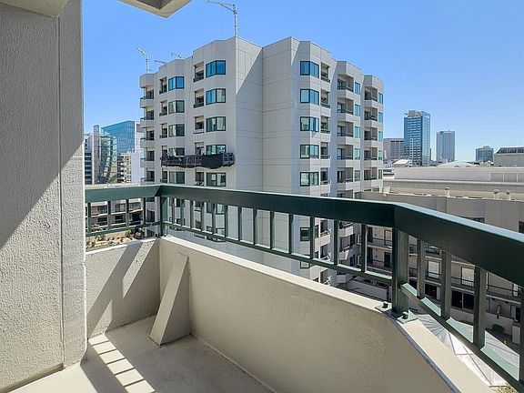 3rd image of 601 Van Ness Ave APT 625