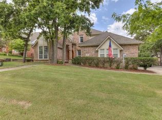 701 Fox Tail Dr, Edmond, OK 73034