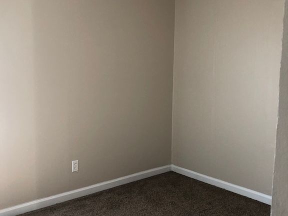 3rd image of 8491 Meadow Ave