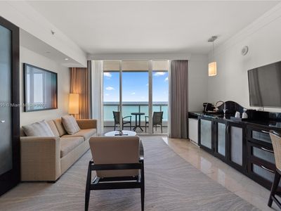 4391 Collins Ave #1212, Miami Beach, FL, 33140