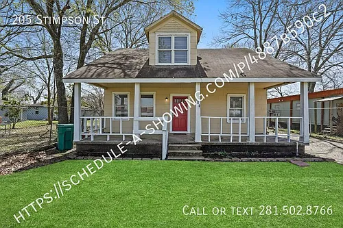 205 Stimpson St Photo 1