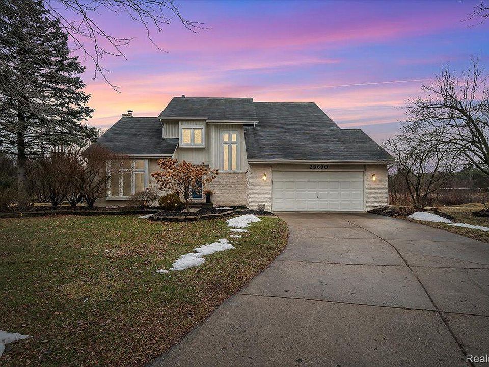 1st image of 29690 Canterbury Ct