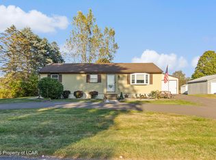 30 Kings Rd, Drums, PA 18222
