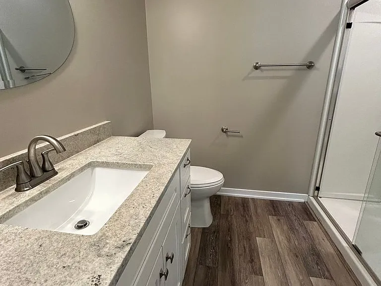 522 S Washington St — Photo 11