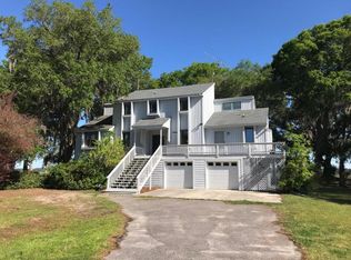 32 Landing Hill Rd, Saint Helena Island, SC 29920