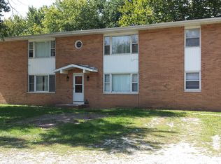 401 N 4th St, Saint Joseph, IL 61873