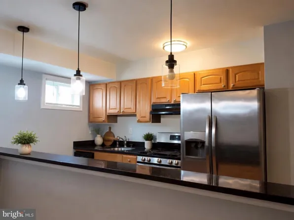 738 Longfellow St NW APT 107, Washington, DC 20011