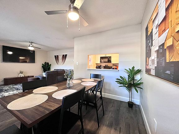 3rd image of 4216 S Manhattan Ave #207