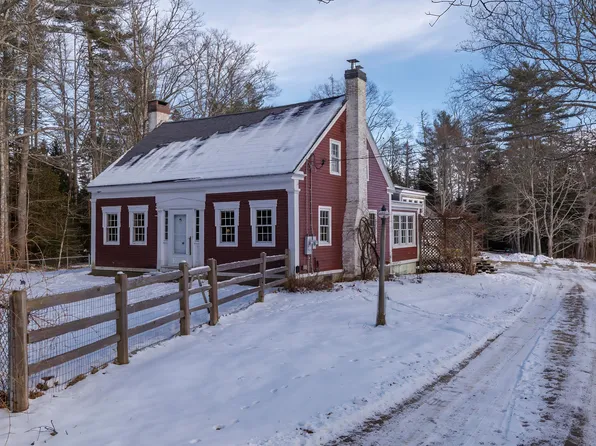 838 Newbury Neck Road, Surry, ME 04684
