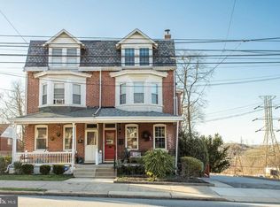 1046 Dekalb St, Bridgeport, PA 19405